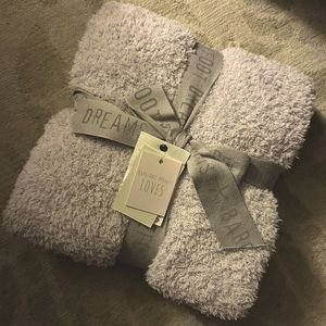 Barefoot Dreams brand new stroller blanket